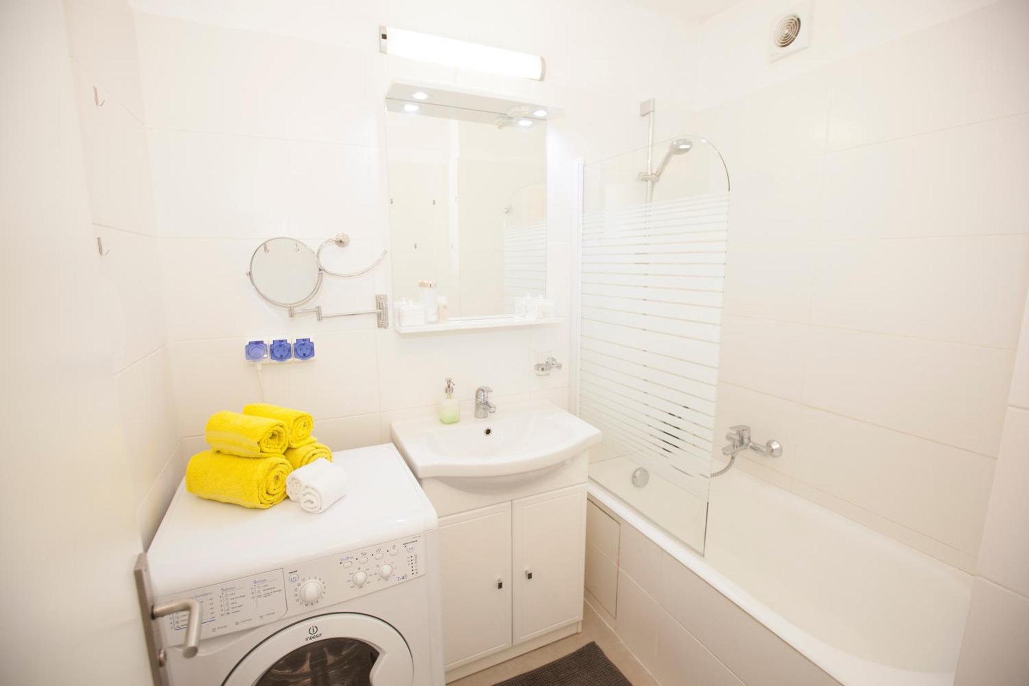 Pearl Holiday Home - Remote Work Friendly Roquebrune-Cap-Martin Eksteriør billede