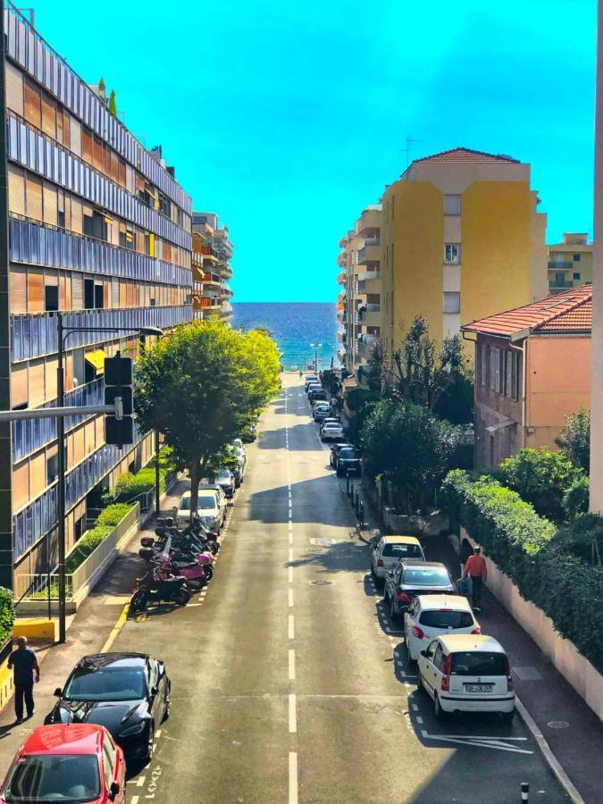 Pearl Holiday Home - Remote Work Friendly Roquebrune-Cap-Martin Eksteriør billede